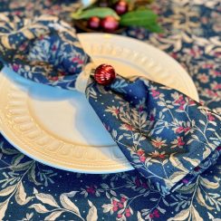 Luxury Heavy Linen-Feel Festive Napkins - Christmas Ivy Navy & Gold (38cm) Available in Set of 4 or 6